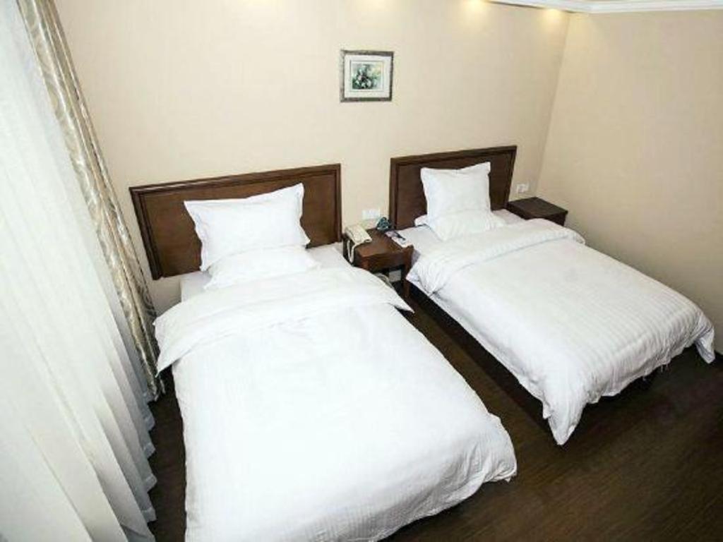 Hotel Greentree Hongqiao Airport Huqingping Highway Shell